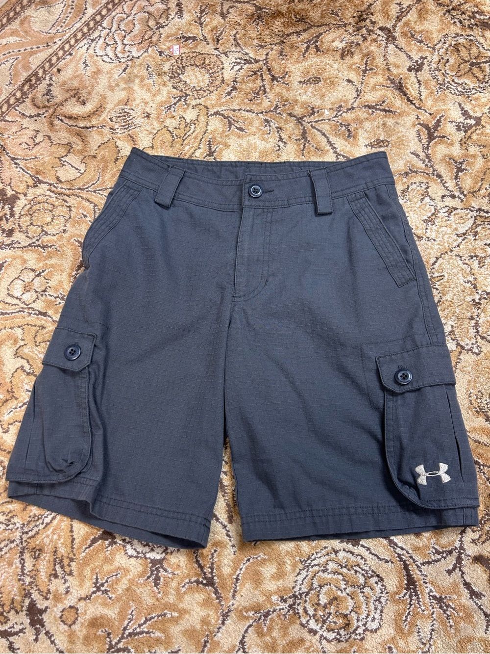Under Armour Boys Youth Cargo Ripstop Material Shorts Size Youth Medium